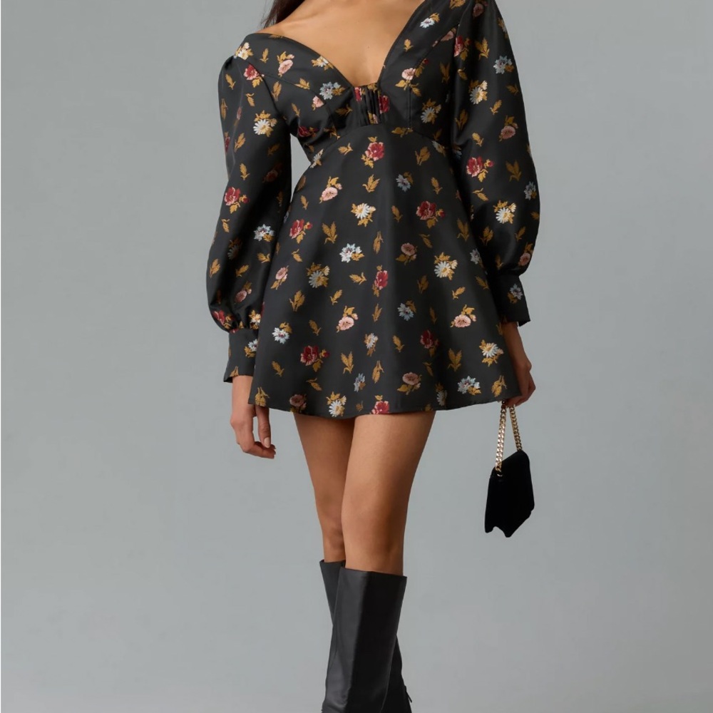 Maeve Sculpted V neck Dress